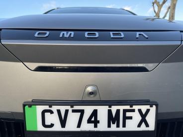 SPOTICAR Omoda Volvo Ex30 E5 61.05kwh Noble Auto 5dr Used Car - Suv Electric Silver - Swansea - 1200567578_4