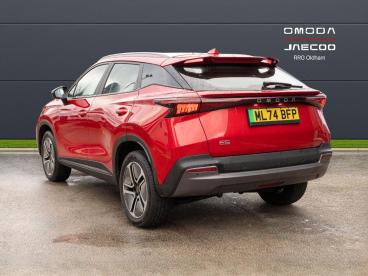 SPOTICAR Omoda Volvo Ex30 E5 61.05kwh Comfort Auto 5dr Used Car - Suv Electric Red - Oldham - 1200569774_3