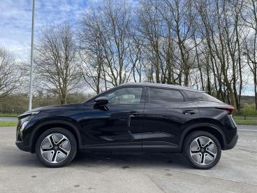 SPOTICAR Omoda Volvo Ex30 E5 61.05kwh Noble Auto 5dr Used Car - Suv Electric Black - Swansea - 1200589636_5