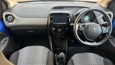 SPOTICAR Peugeot 108 1.0 Allure Euro 6 (s/s) 5dr Used Car - City Car Petrol  - Liverpool - 1200567981_5