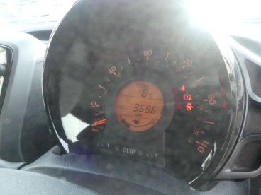 SPOTICAR Peugeot 108 1.0 Active Euro 6 5dr Used Car - City Car Petrol White - Devizes - 1200575151_5