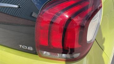 SPOTICAR Peugeot 108 1.0 Collection Euro 6 5dr Used Car - City Car Petrol Green - Liverpool - 1200603029_5