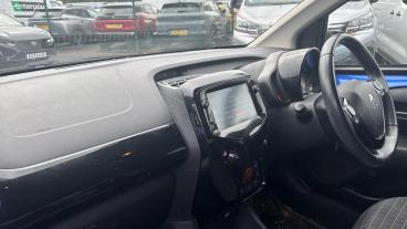 SPOTICAR Peugeot 108 1.0 Collection Euro 6 (s/s) 5dr Used Car - City Car Petrol Blue - Redditch - 1200630950_2