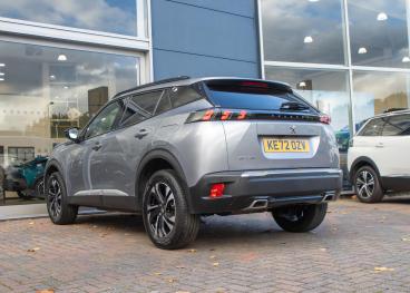 SPOTICAR Peugeot 2008 1.2 Puretech Allure Premium + Euro 6 (s/s) 5dr Used Car - Suv Petrol Grey - Aldershot - 1200546212_4