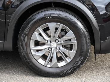 SPOTICAR Peugeot 2008 1.2 Puretech Active Eat Euro 6 (s/s) 5dr Used Car - Suv Petrol Black - Hinckley - 1200547519_4