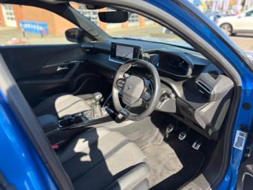 SPOTICAR Peugeot 2008 1.2 Puretech Gt Line Euro 6 (s/s) 5dr Used Car - Suv Petrol Blue - Perth - 1200547820_5