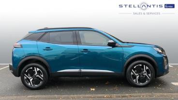 SPOTICAR Peugeot 2008 1.2 Puretech Allure Euro 6 (s/s) 5dr Used Car - Suv Petrol Blue - Walton On Thames - 1200556031_2
