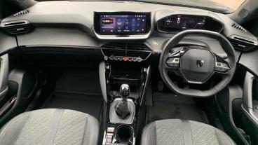 SPOTICAR Peugeot 2008 1.2 Puretech Allure Euro 6 (s/s) 5dr Used Car - Suv Petrol Black - Hatfield - 1200556210_4