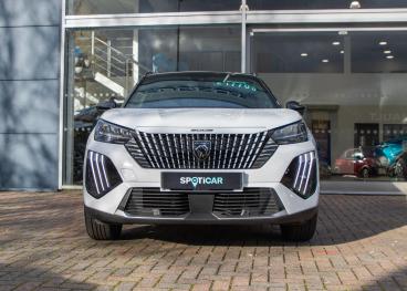 SPOTICAR Peugeot 2008 1.2 Puretech Gt Eat Euro 6 (s/s) 5dr Used Car - Suv Petrol White - Aldershot - 1200556650_2