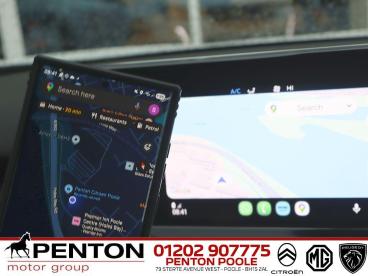 SPOTICAR Peugeot 2008 1.2 Puretech Allure Eat Euro 6 (s/s) 5dr Used Car - Suv Petrol White - Poole - 1200557867_3