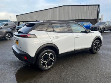 SPOTICAR Peugeot 2008 1.2 Puretech Gt Eat Euro 6 (s/s) 5dr Used Car - Suv Petrol White - Eglinton - 1200559510_3