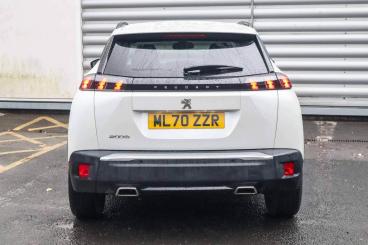 SPOTICAR Peugeot 2008 1.2 Puretech Allure Premium Eat Euro 6 (s/s) 5dr Used Car - Suv Petrol White - Stourbridge - 1200561747_4