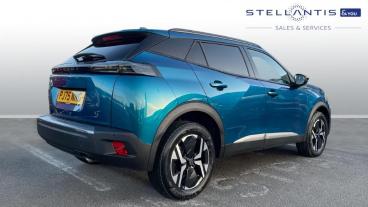 SPOTICAR Peugeot 2008 1.2 Puretech Allure Euro 6 (s/s) 5dr Used Car - Suv Petrol Blue - Preston - 1200562736_3