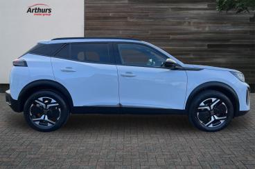 SPOTICAR Peugeot 2008 1.2 Puretech Allure Eat Euro 6 (s/s) 5dr Used Car - Suv Petrol White - Wrexham - 1200563336_2