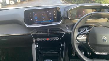SPOTICAR Peugeot 2008 1.2 Puretech Allure Premium + Euro 6 (s/s) 5dr Used Car - Suv Petrol White - Sheffield - 1200564017_4