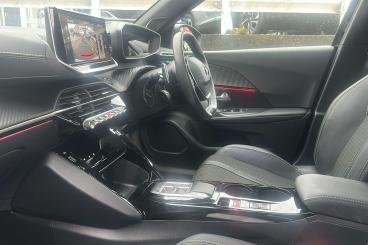 SPOTICAR Peugeot 2008 1.2 Puretech Gt Eat Euro 6 (s/s) 5dr Used Car - Suv Petrol Black - Sidcup - 1200567857_3