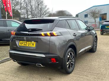 SPOTICAR Peugeot 2008 1.2 Puretech Allure Premium Euro 6 (s/s) 5dr Used Car - Suv Petrol Grey - Kettering - 1200568182_3