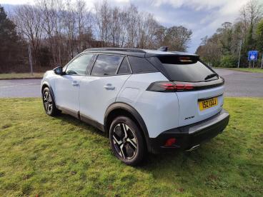 SPOTICAR Peugeot 2008 1.2 Hybrid Gt E-dsc6 Euro 6 (s/s) 5dr Used Car - Suv Hybrid White - Invergordon - 1200568865_5