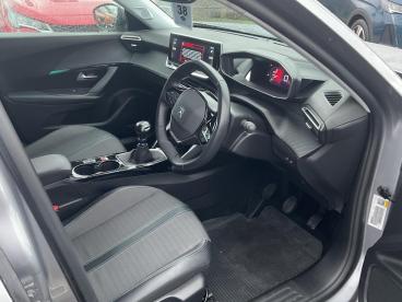 SPOTICAR Peugeot 2008 1.2 Puretech Allure Premium Euro 6 (s/s) 5dr Used Car - Suv Petrol Grey - Basingstoke - 1200569104_2