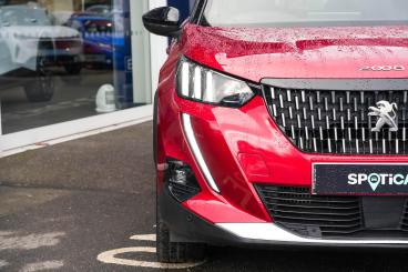 SPOTICAR Peugeot 2008 1.2 Puretech Gt Line Euro 6 (s/s) 5dr Used Car - Suv Petrol Red - Leamington - 1200569128_4