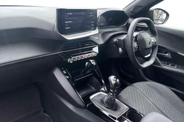 SPOTICAR Peugeot 2008 1.2 Puretech Allure Euro 6 (s/s) 5dr Used Car - Suv Petrol Grey - Southampton - 1200575393_2