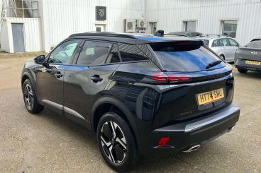SPOTICAR Peugeot 2008 1.2 Puretech Allure Euro 6 (s/s) 5dr Used Car - Suv Petrol Black - Dartford - 1200576342_2