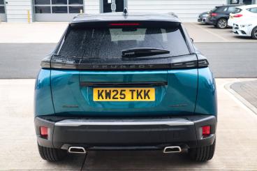 SPOTICAR Peugeot 2008 1.2 Hybrid Gt E-dsc6 Euro 6 (s/s) 5dr Used Car - Suv Hybrid Blue - Bromsgrove - 1200578003_4
