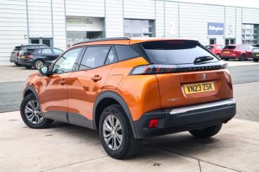 SPOTICAR Peugeot 2008 1.2 Puretech Active Premium + Euro 6 (s/s) 5dr Used Car - Suv Petrol Orange - Bromsgrove - 1200578013_2
