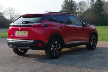 SPOTICAR Peugeot 2008 1.2 Puretech Allure Premium Euro 6 (s/s) 5dr Used Car - Suv Petrol Red - Eastbourne - 1200581393_3