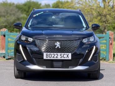 SPOTICAR Peugeot 2008 1.2 Puretech Allure Premium Euro 6 (s/s) 5dr Used Car - Suv Petrol Black - Balsall Common - 1200583187_2