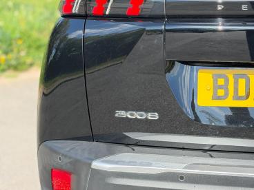SPOTICAR Peugeot 2008 1.2 Puretech Allure Premium Euro 6 (s/s) 5dr Used Car - Suv Petrol Black - Balsall Common - 1200583187_5
