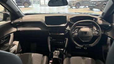 SPOTICAR Peugeot 2008 1.2 Hybrid Gt E-dsc6 Euro 6 (s/s) 5dr Used Car - Suv Hybrid Blue - West London - 1200585498_4