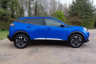 SPOTICAR Peugeot 2008 1.2 Puretech Allure Premium + Eat Euro 6 (s/s) 5dr Used Car - Suv Petrol Blue - Eastbourne - 1200585577_2