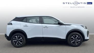 SPOTICAR Peugeot 2008 1.2 Puretech Active Euro 6 (s/s) 5dr Used Car - Suv Petrol White - Wimbledon - 1200592884_2