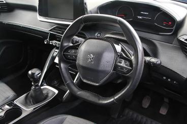 SPOTICAR Peugeot 2008 1.2 Puretech Allure Euro 6 (s/s) 5dr Used Car - Suv Petrol Blue - Bulkington - 1200593989_5
