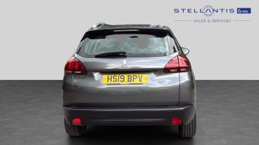 SPOTICAR Peugeot 2008 1.2 Puretech Active Euro 6 (s/s) 5dr Used Car - Suv Petrol Grey - Godalming - 1200602651_4