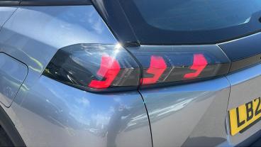 SPOTICAR Peugeot 2008 1.2 Puretech Active Premium Euro 6 (s/s) 5dr Used Car - Suv Petrol Grey - Wimbledon - 1200607103_5