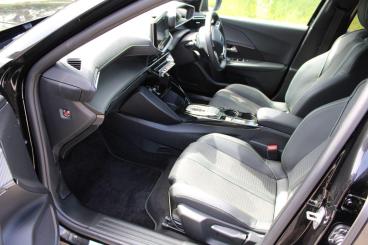 SPOTICAR Peugeot 2008 1.2 Gt E-dsc6 Euro 6 (s/s) 5dr Used Car - Suv Hybrid Black - Yeovil - 1200607292_2
