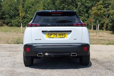 SPOTICAR Peugeot 2008 1.2 Puretech Gt Premium Eat Euro 6 (s/s) 5dr Used Car - Suv Petrol White - Eastbourne - 1200609171_4