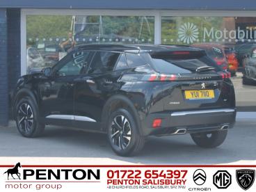 SPOTICAR Peugeot 2008 1.2 Puretech Gt Euro 6 (s/s) 5dr Used Car - Suv Petrol Black - Salisbury - 1200611066_3