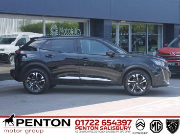 SPOTICAR Peugeot 2008 1.2 Puretech Gt Euro 6 (s/s) 5dr Used Car - Suv Petrol Black - Salisbury - 1200611066_4
