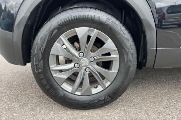 SPOTICAR Peugeot 2008 1.2 Puretech Active Premium Euro 6 (s/s) 5dr Used Car - Suv Petrol Black - Basildon - 1200616516_5