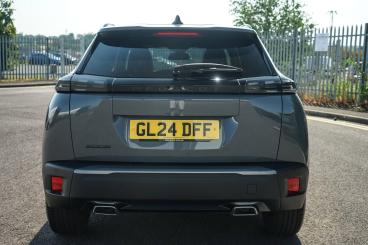SPOTICAR Peugeot 2008 1.2 Puretech Allure Euro 6 (s/s) 5dr Used Car - Suv Petrol Grey - Bromsgrove - 1200617101_4