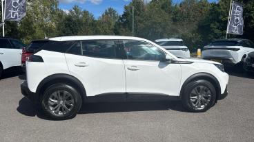 SPOTICAR Peugeot 2008 1.2 Puretech Active Premium Euro 6 (s/s) 5dr Used Car - Suv Petrol White - Redditch - 1200619605_5