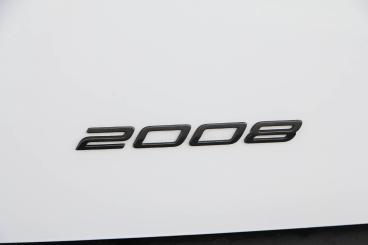 SPOTICAR Peugeot 2008 1.2 Gt E-dsc6 Euro 6 (s/s) 5dr Used Car - Suv Hybrid White - Walsall - 1200624033_5