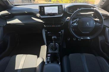 SPOTICAR Peugeot 2008 1.2 Puretech Gt Euro 6 (s/s) 5dr Used Car - Suv Petrol Grey - Worthing - 1200624720_3