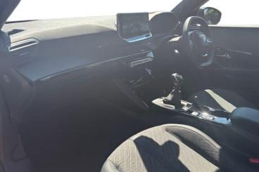 SPOTICAR Peugeot 2008 1.2 Puretech Allure Euro 6 (s/s) 5dr Used Car - Suv Petrol Blue - Chichester - 1200625522_2