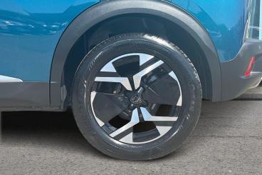 SPOTICAR Peugeot 2008 1.2 Puretech Allure Euro 6 (s/s) 5dr Used Car - Suv Petrol Blue - Chichester - 1200625522_5