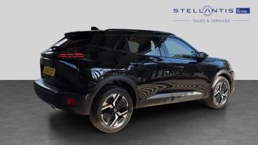 SPOTICAR Peugeot 2008 1.2 Puretech Allure Euro 6 (s/s) 5dr Used Car - Suv Petrol Black - Godalming - 1200625560_3
