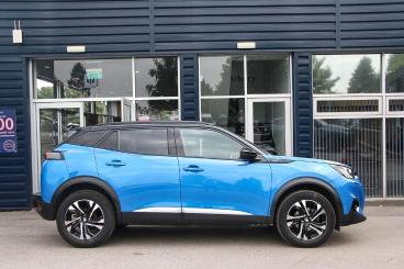 SPOTICAR Peugeot 2008 1.2 Puretech Gt Euro 6 (s/s) 5dr Used Car - Suv Petrol Blue - Lichfield - 1200626462_3